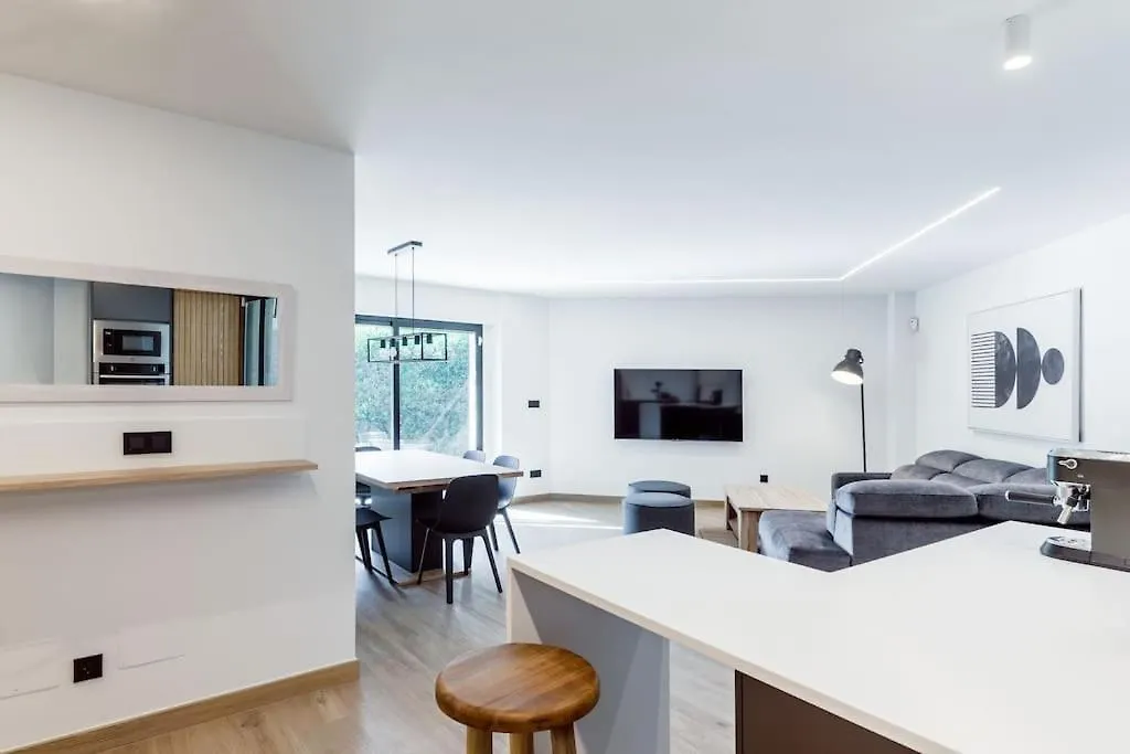 Piso De Lujo A 300M De La Playa Apartman Santender