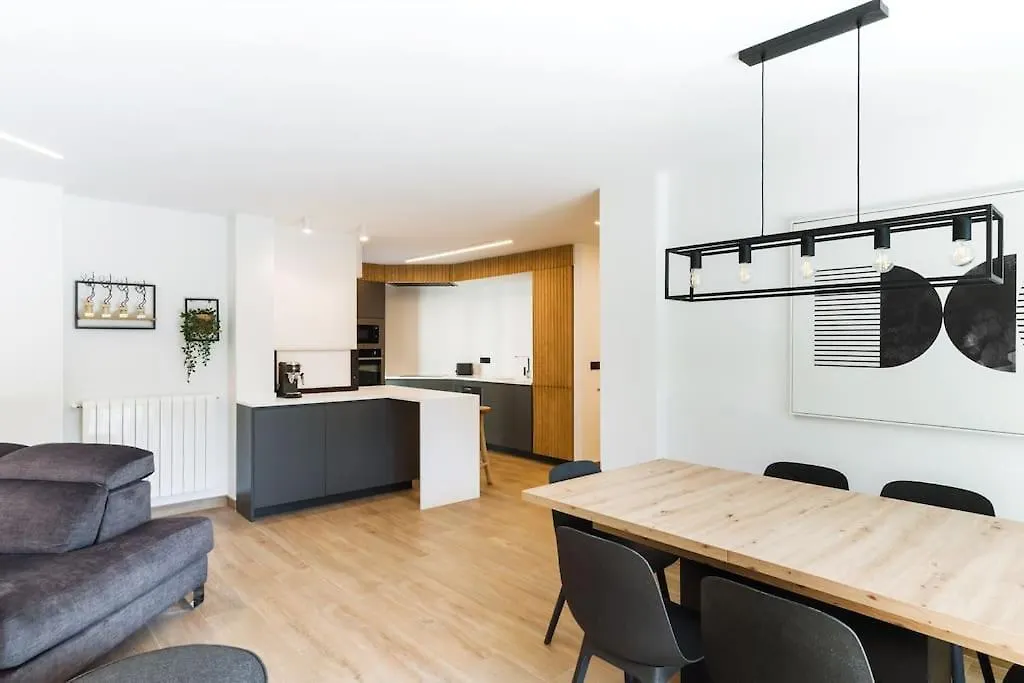 Piso De Lujo A 300M De La Playa Apartman Santender
